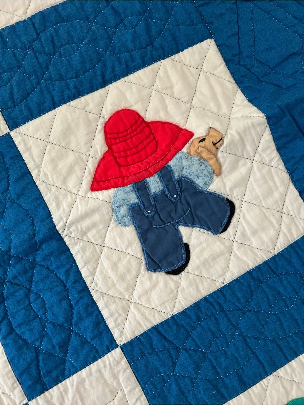vintage hand quilted twin size quilt with appliqué overall sams